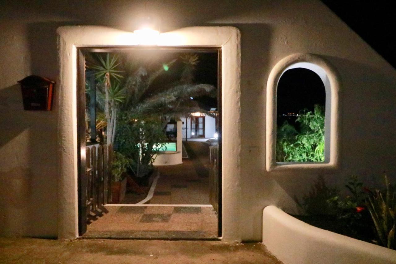 Oasis Surf House Apartment Soo Ngoại thất bức ảnh